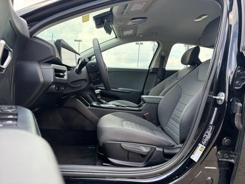 Certified 2025 Kia K4 EX FWD image 12