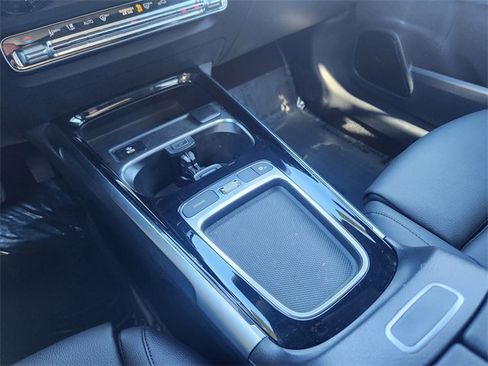 Certified 2026 Mercedes-Benz GLB 250 4MATIC image 27