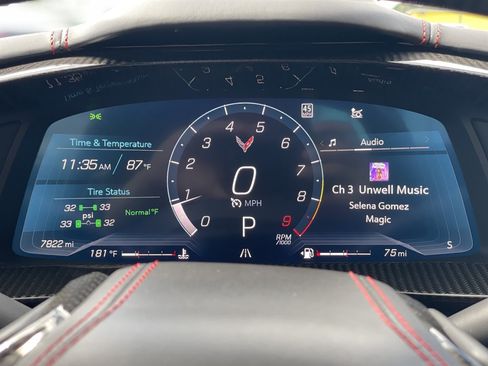 Used 2024 Chevrolet Corvette Z06 w/ Z07 Performance Package RWD image 26