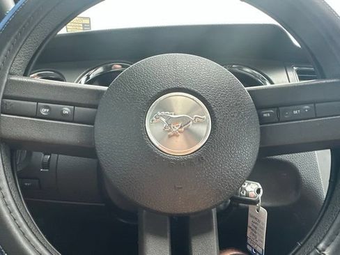 Used 2012 Ford Mustang Coupe RWD image 16