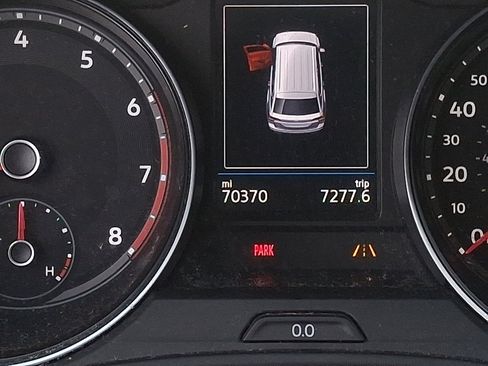 Used 2019 Volkswagen Atlas SE w/ Towing Package image 19