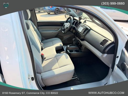 Used 2014 Toyota Tacoma 2WD Regular Cab image 9
