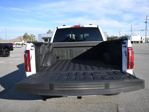 New 2026 Ford F150 Lariat w/ Equipment Group 501A Mid image 12