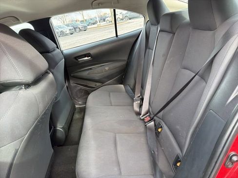Used 2021 Toyota Corolla LE image 12