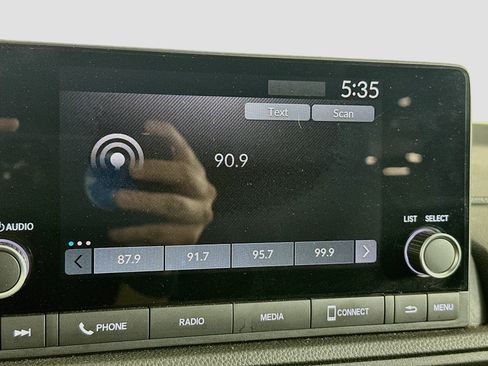 Used 2024 Honda CR-V Sport image 21