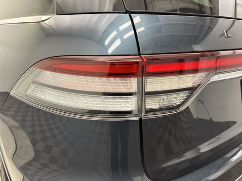 Used 2023 Lincoln Aviator Black Label w/ Dynamic Handling Package image 19