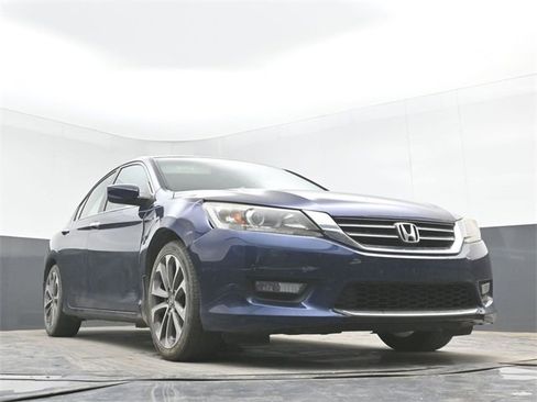Used 2014 Honda Accord Sport image 27