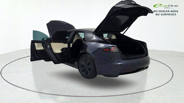 Used 2024 Tesla Model S AWD/4WD image 17