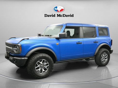 Used 2025 Ford Bronco Badlands image 1