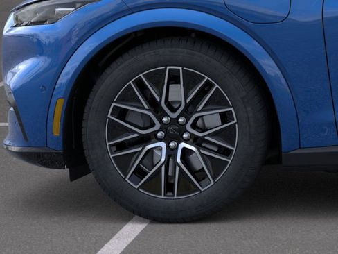 New 2025 Ford Mustang Mach-E Premium image 19