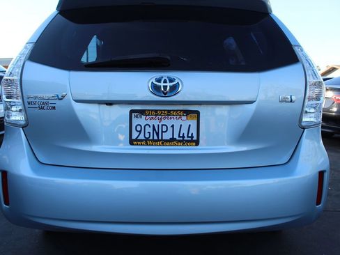 Used 2012 Toyota Prius V Three image 14