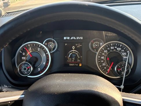 Used 2024 RAM 2500 Big Horn w/ Off Road Package AWD/4WD image 15
