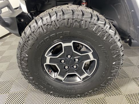 Used 2020 Jeep Gladiator Mojave w/ Dual Top Group AWD/4WD image 14