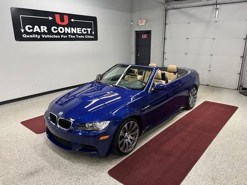 Used 2012 BMW M3 Convertible image 3