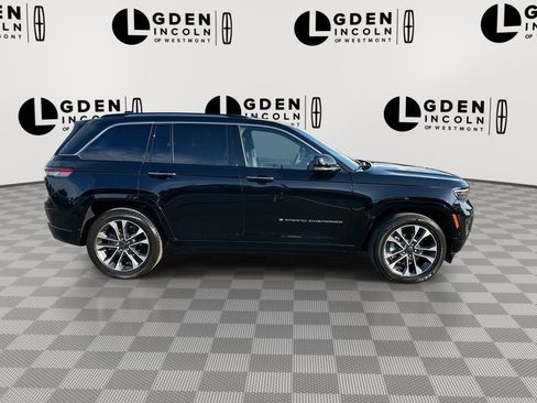 Used 2023 Jeep Grand Cherokee Overland w/ Luxury Tech Group IV AWD/4WD image 9