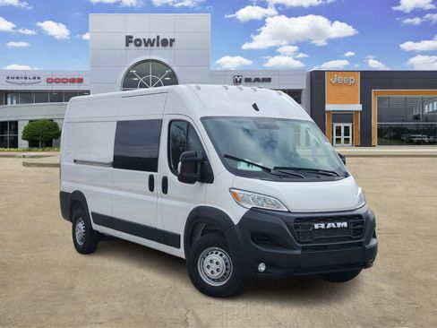 New 2026 RAM ProMaster 2500 w/ Convenience Group image 1