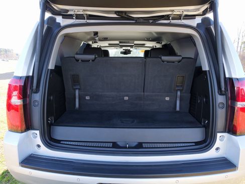 Used 2016 Chevrolet Tahoe LT image 16