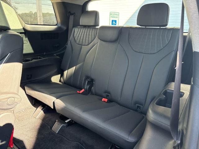 Used 2023 Hyundai Palisade Limited AWD/4WD image 19
