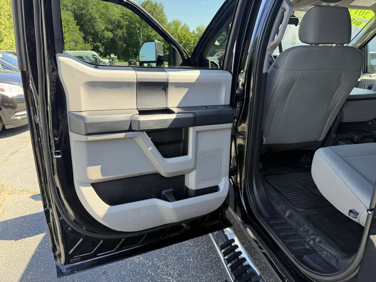 Used 2019 Ford F350 XL w/ STX Appearance Package AWD/4WD image 35