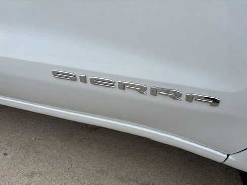 Certified 2023 GMC Sierra 1500 Pro AWD/4WD image 5