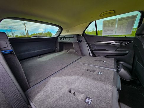 Used 2023 Buick Envision Essence AWD/4WD image 37