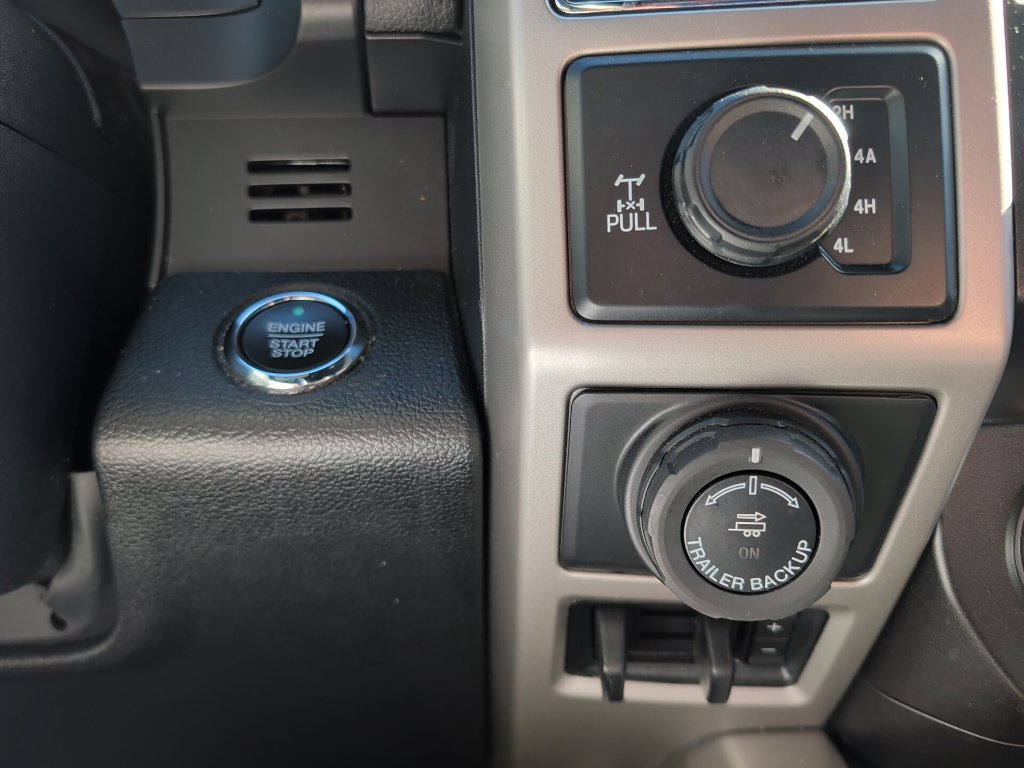 Used 2020 Ford F150 4x4 SuperCrew image 20