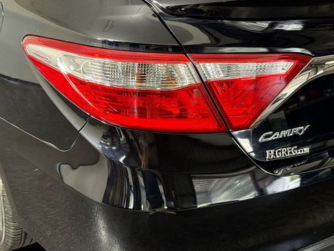 Used 2016 Toyota Camry SE FWD image 35