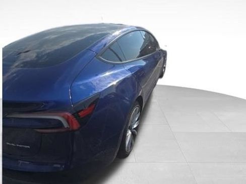 Used 2025 Tesla Model 3 Long Range AWD/4WD image 10