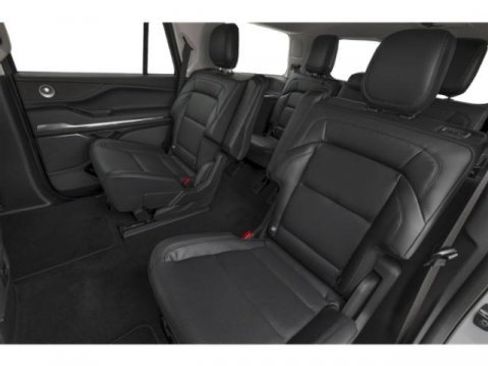 New 2026 Lincoln Navigator Reserve image 15