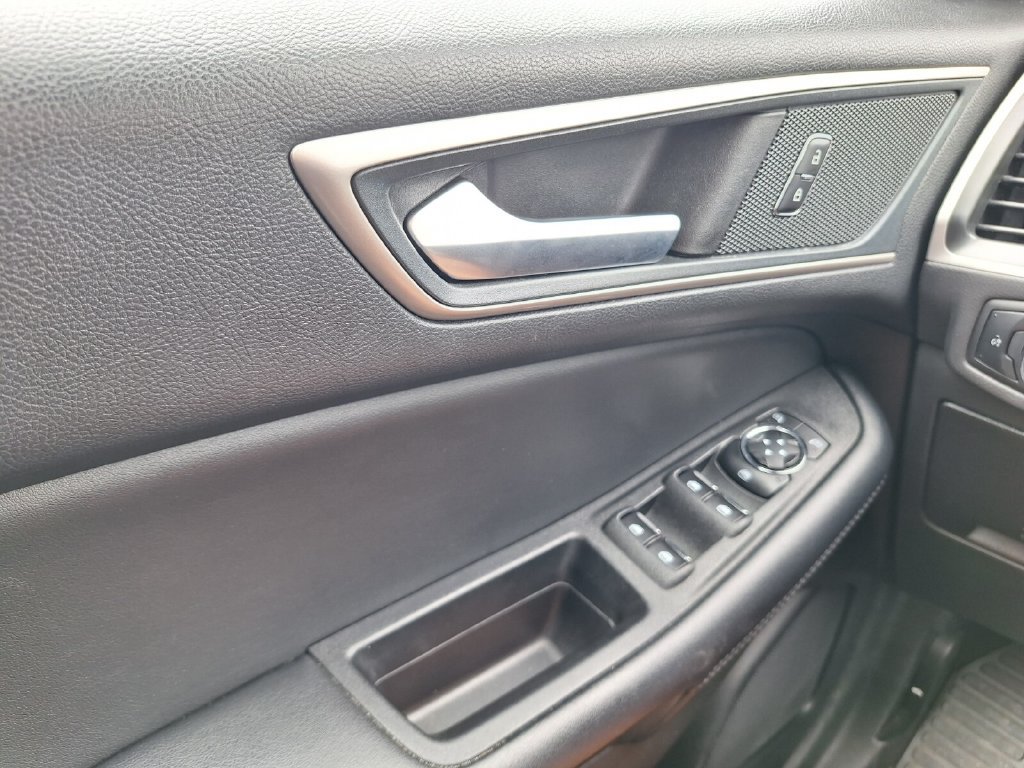 Used 2024 Ford Edge SEL AWD/4WD image 18
