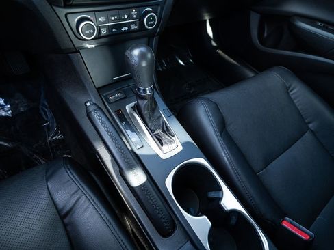 Certified 2018 Acura ILX w/ Premium Package image 27