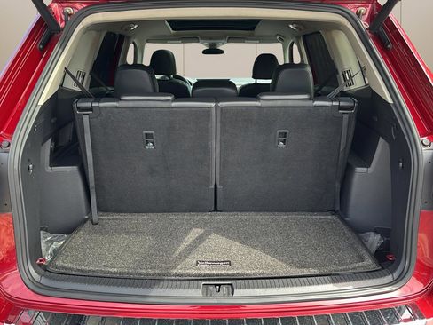 Used 2019 Volkswagen Atlas SE w/ Panoramic Sunroof Package FWD image 10