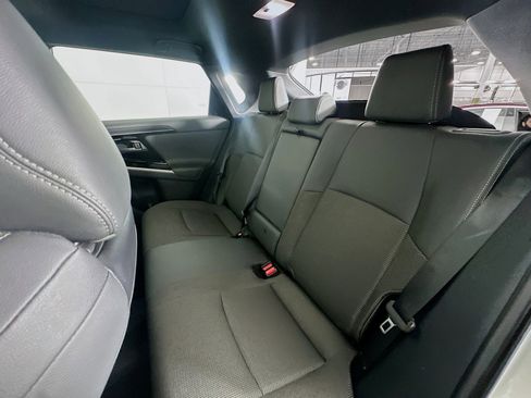 Used 2024 Toyota bZ4X XLE w/ Weather Package image 26