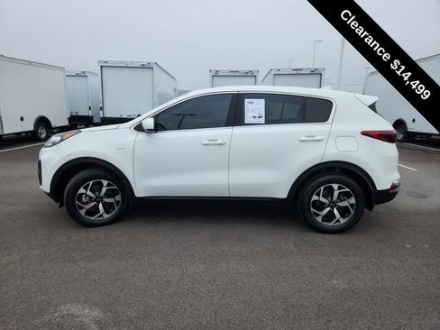 Used 2022 Kia Sportage LX image 5