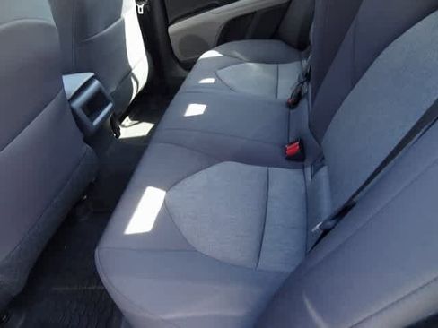 Used 2020 Toyota Camry LE w/ Convenience Package image 18