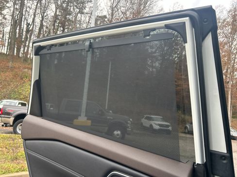 Used 2022 Nissan Rogue Platinum w/ Head-Up Display Package image 14