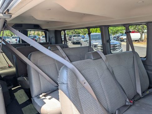 Used 2022 Chevrolet Express 3500 LS RWD image 14
