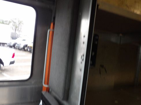 Used 2019 Ford E-450 and Econoline 450 Super Duty RWD image 16