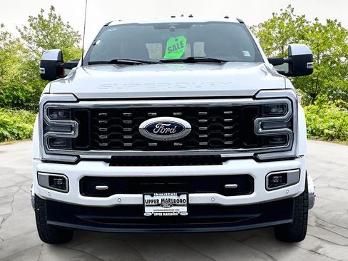 Used 2024 Ford F450 Platinum w/ FX4 Off-Road Package image 3