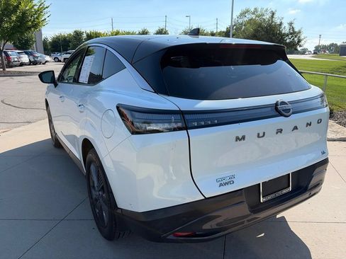 Used 2025 Nissan Murano SL AWD/4WD image 12