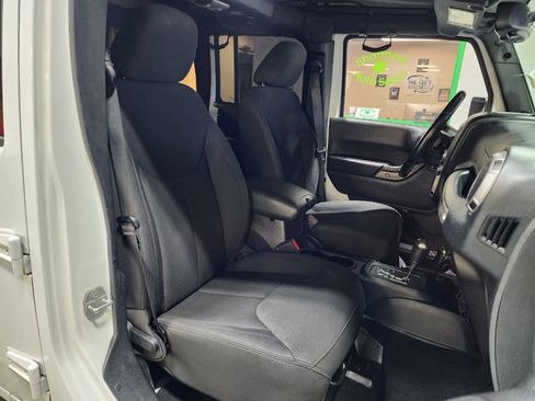 Used 2016 Jeep Wrangler Unlimited Sport w/ Quick Order Package 24S image 24