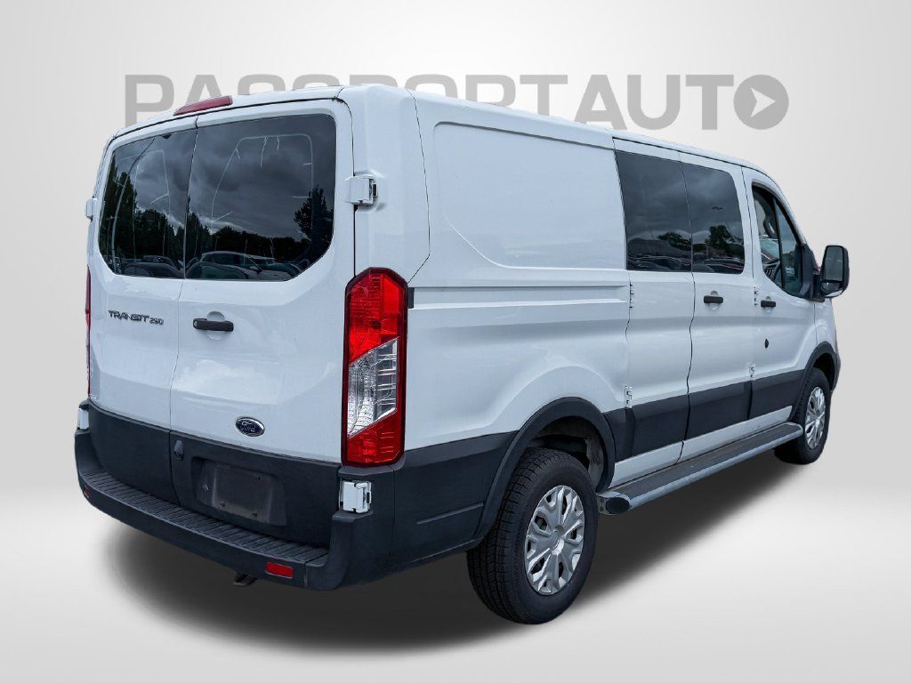 Used 2019 Ford Transit 250 130 Low Roof w/ Exterior Upgrade Package RWD image 7
