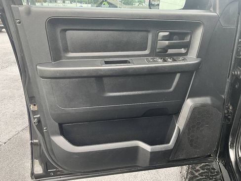 Used 2015 RAM 2500 Tradesman w/ Chrome Appearance Group AWD/4WD image 21