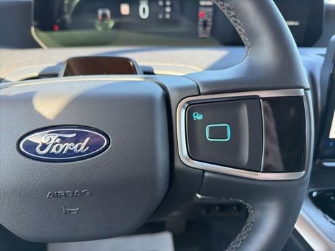 New 2026 Ford Expedition Max Platinum image 37