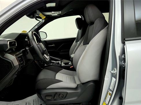 Certified 2024 Toyota Tacoma TRD Off-Road w/ TRD Off Road Upgrade Package image 32