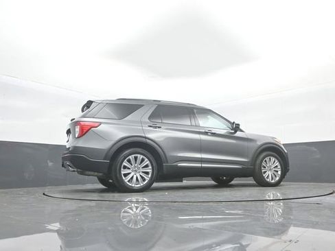 Certified 2023 Ford Explorer Limited w/ Limited Technology Package image 35