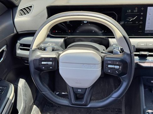 Used 2025 Kia K4 GT-Line FWD image 19