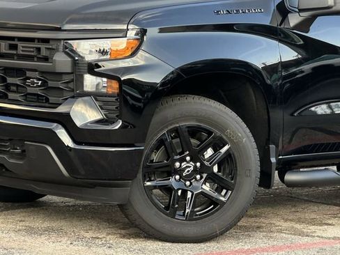 New 2026 Chevrolet Silverado 1500 Custom w/ Rally Edition image 9