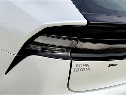 New 2026 Toyota Prius Plug-In Hybrid FWD image 19
