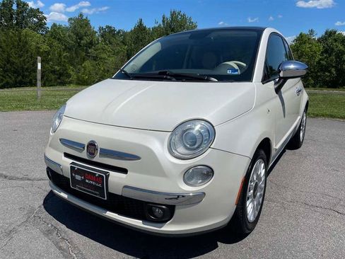 Used 2015 FIAT 500 Lounge w/ Luxury Leather Package FWD image 3